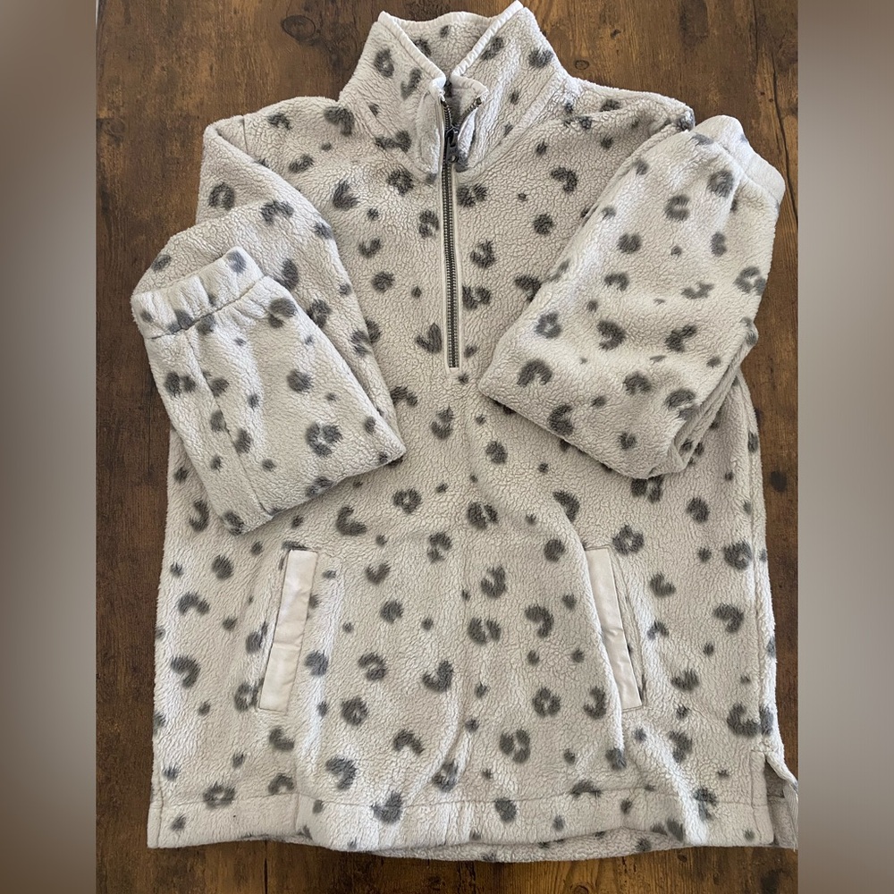 Abercrombie & Fitch Sweater